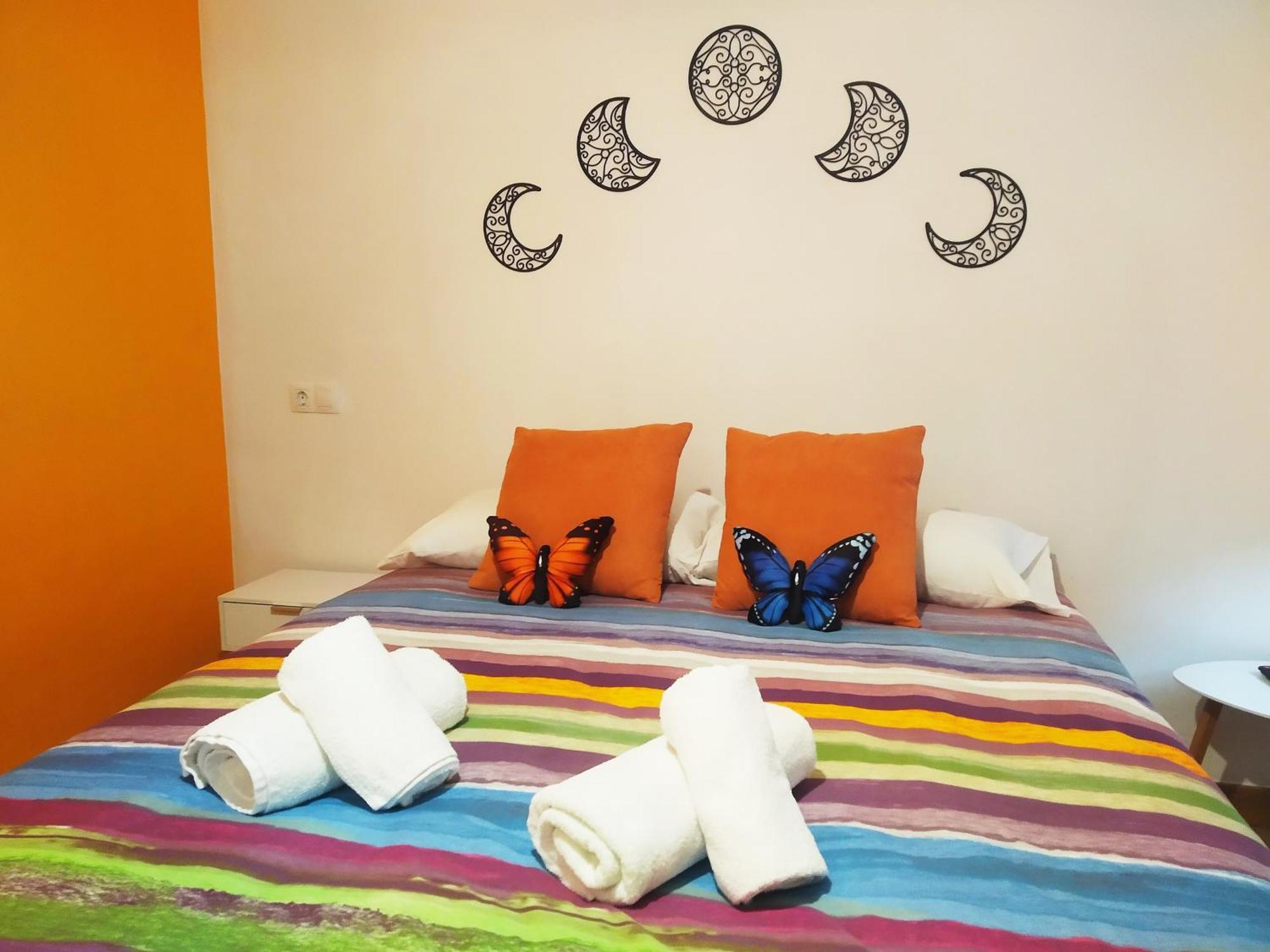 Las Xanas De Benjamin Centro Y Parking Apartamento